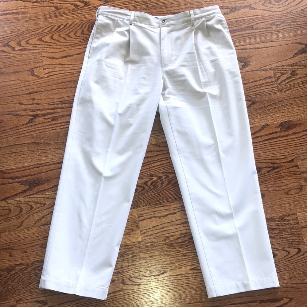 Lands’ End Men Khaki Pants